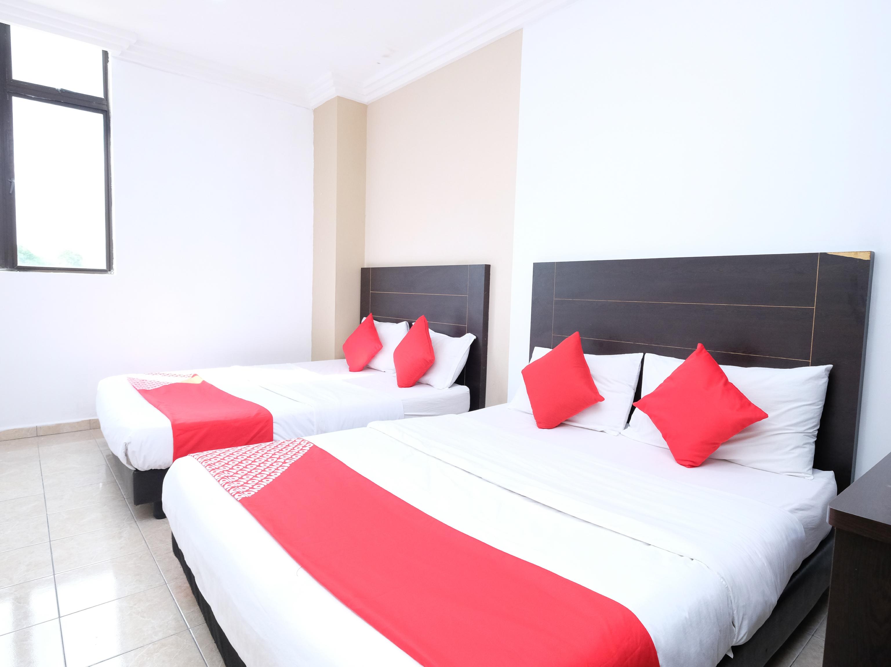 Oyo 717 Mr J Hotel Wakaf Che Yeh 2 Kültér fotó