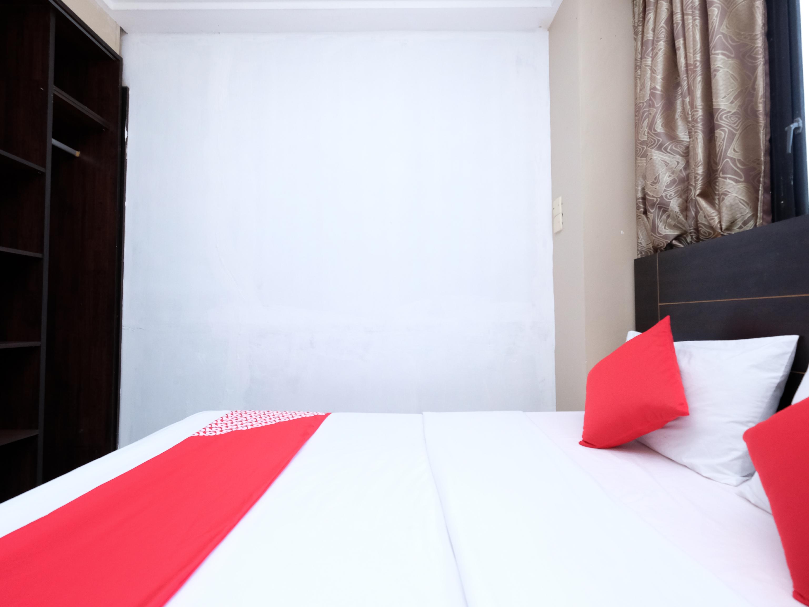 Oyo 717 Mr J Hotel Wakaf Che Yeh 2 Kültér fotó