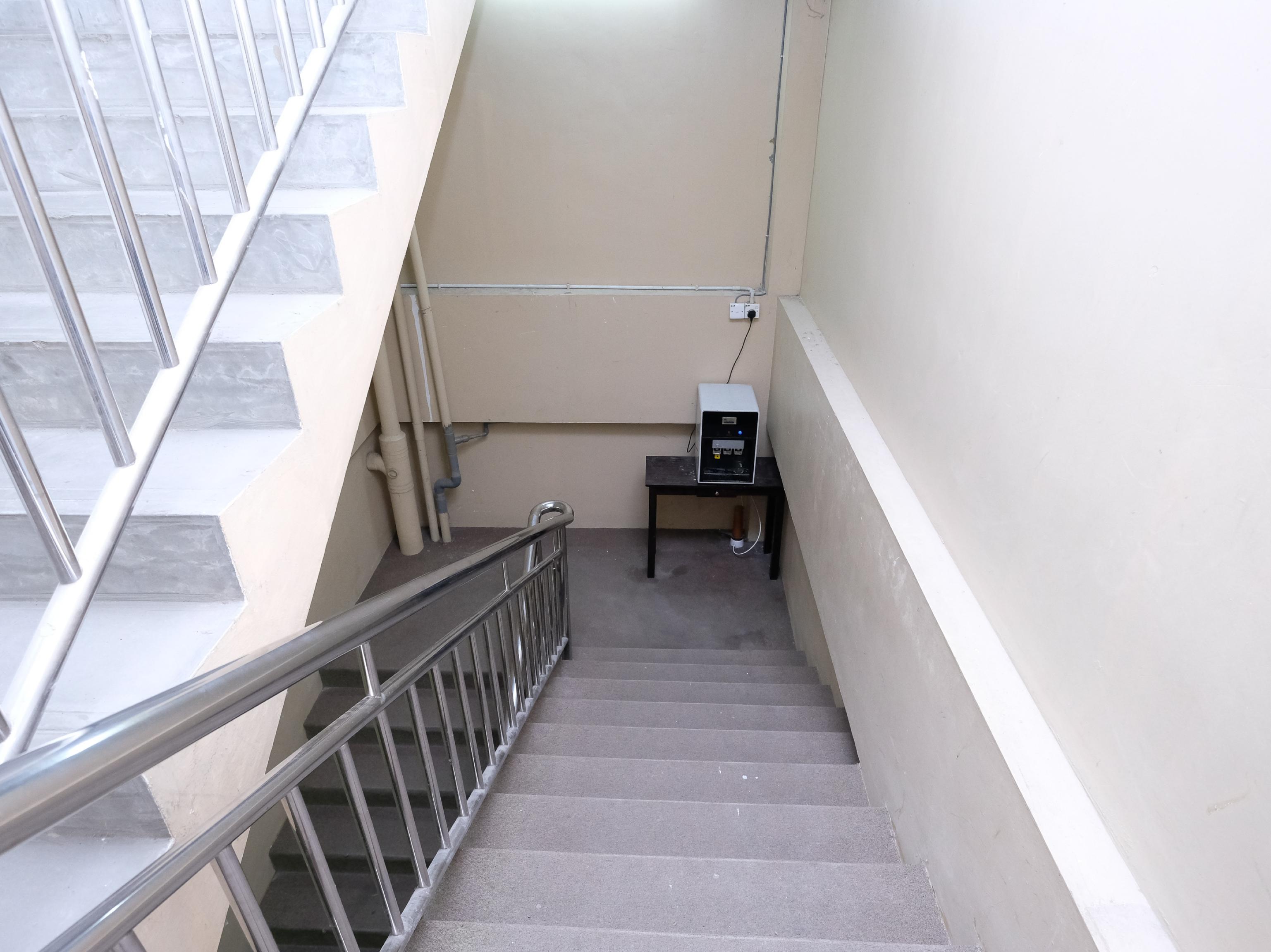 Oyo 717 Mr J Hotel Wakaf Che Yeh 2 Kültér fotó