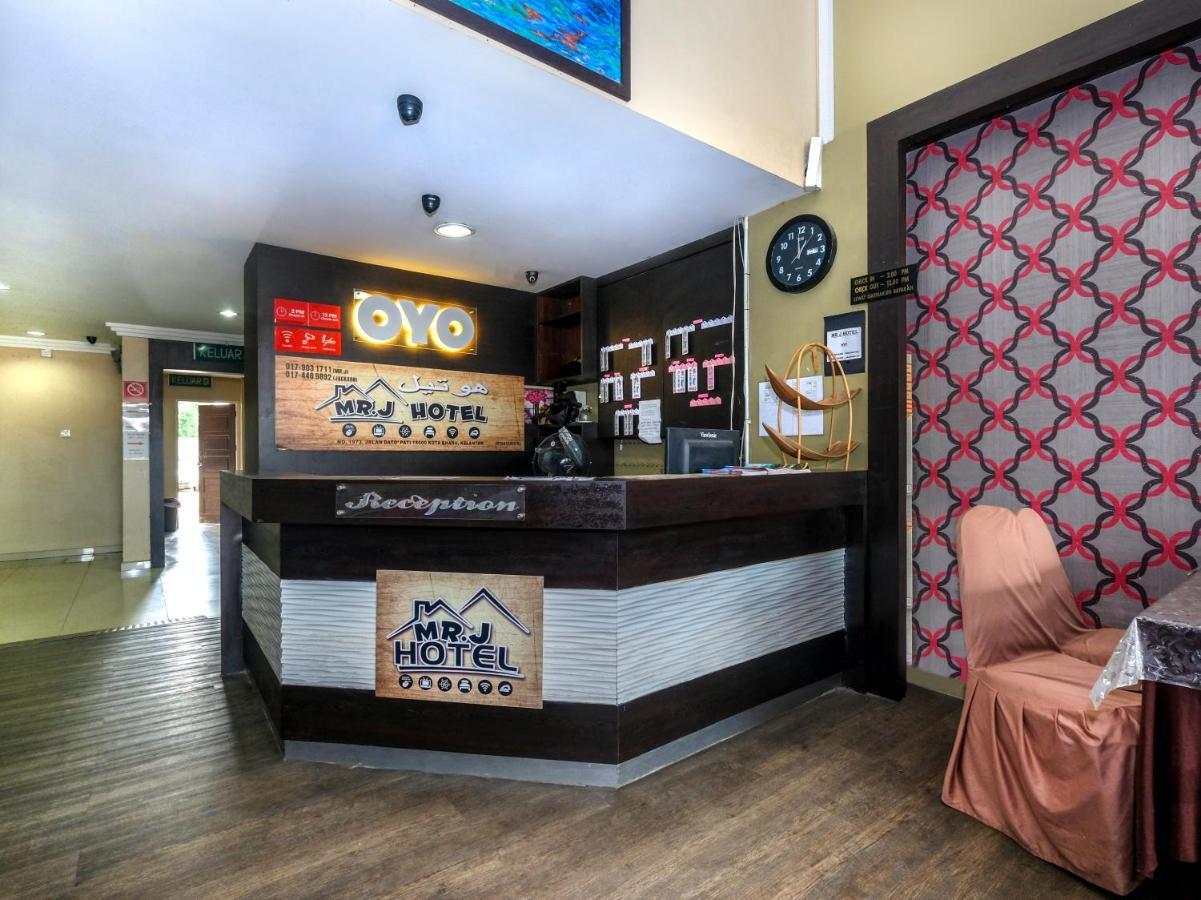 Oyo 717 Mr J Hotel Wakaf Che Yeh 2 Kültér fotó