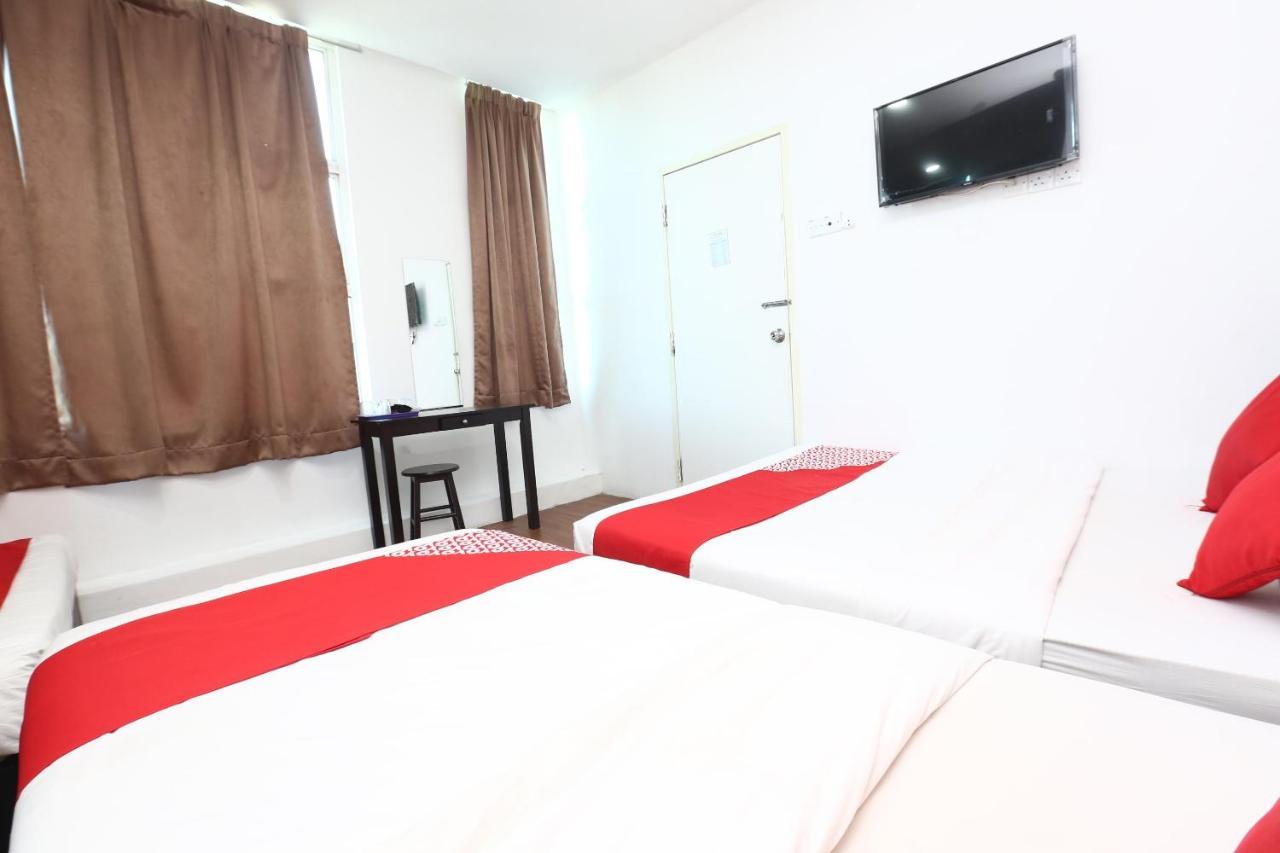 Oyo 717 Mr J Hotel Wakaf Che Yeh 2 Kültér fotó