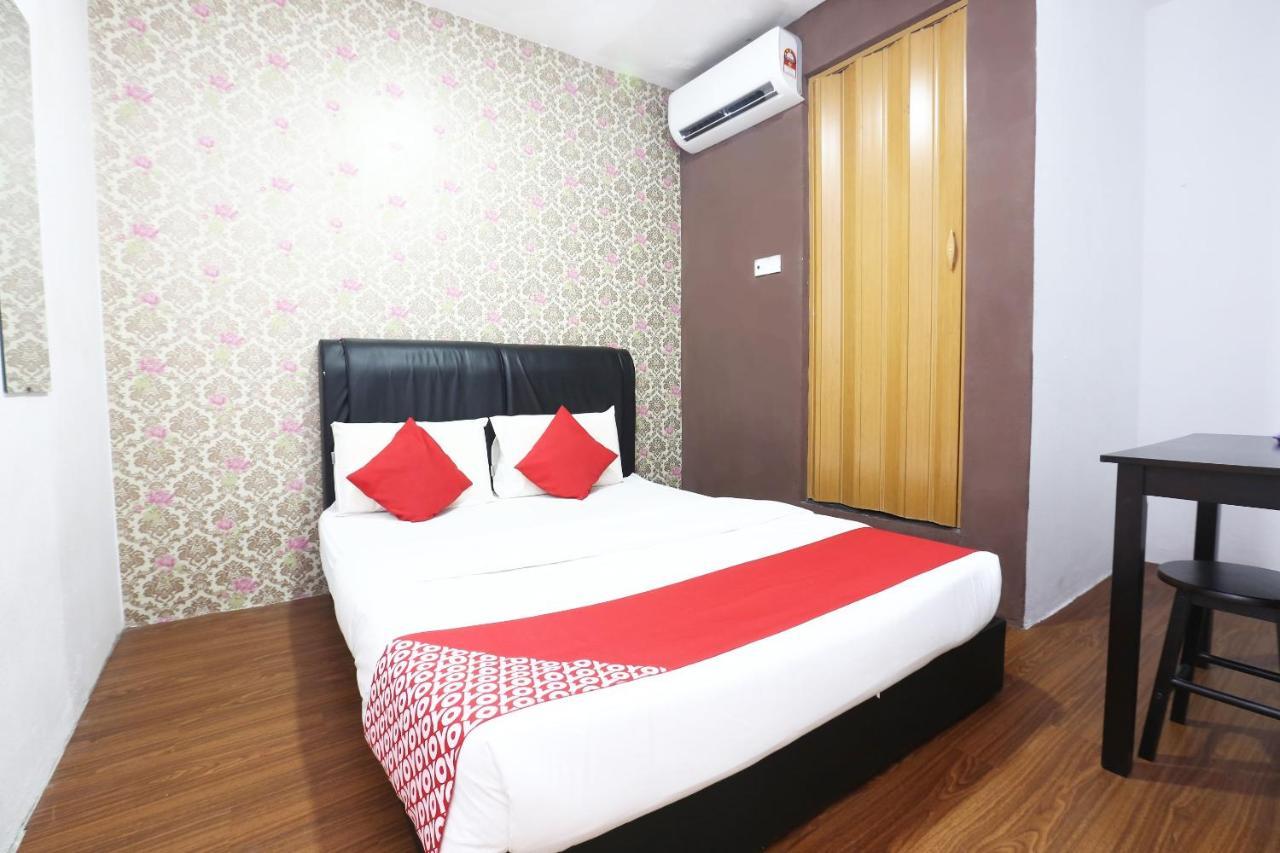 Oyo 717 Mr J Hotel Wakaf Che Yeh 2 Kültér fotó