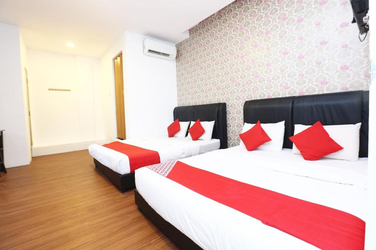 Oyo 717 Mr J Hotel Wakaf Che Yeh 2 Kültér fotó