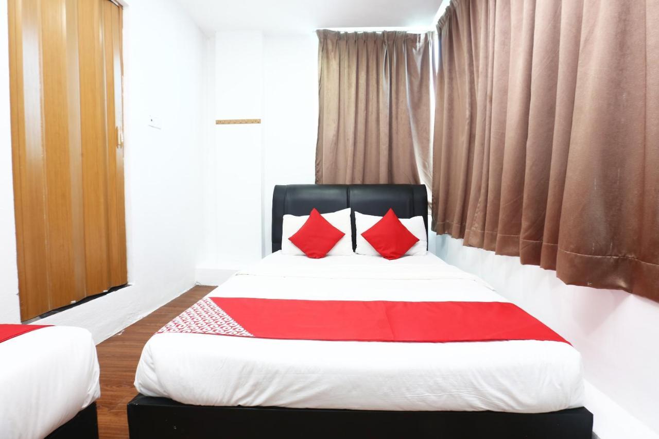 Oyo 717 Mr J Hotel Wakaf Che Yeh 2 Kültér fotó
